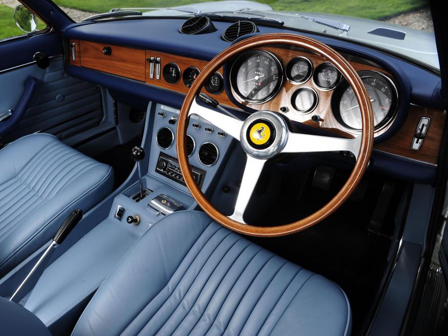  Ferrari 365 GTC 1968 года  (UK) (фото 11 из 15)